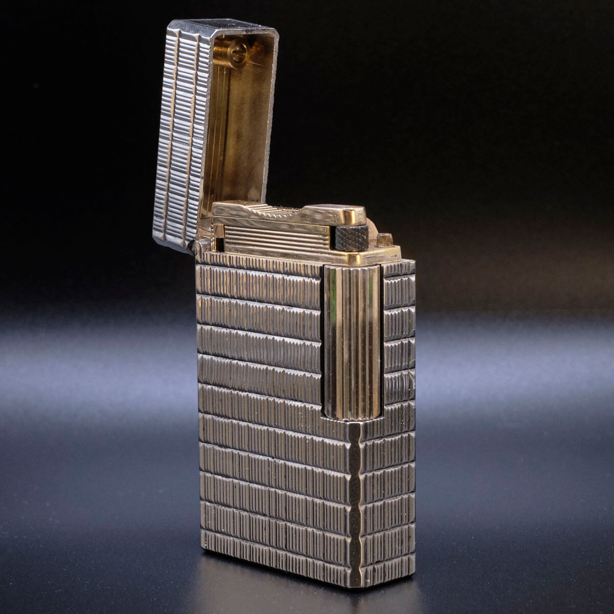 S.T. Dupont | Boutique officielle : briquets, stylos et maroquinerie